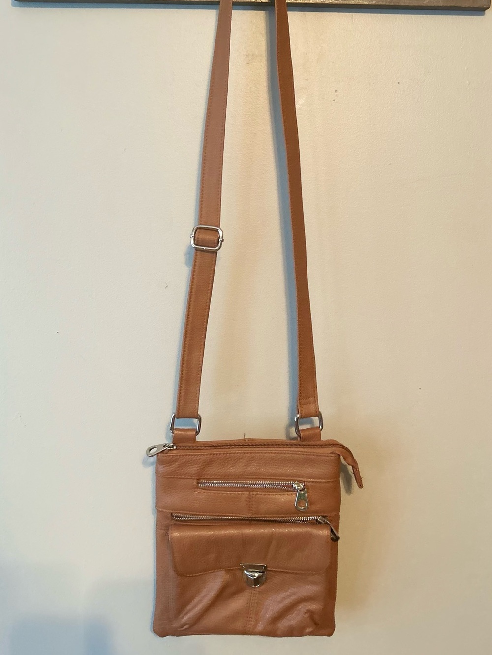 Leather crossbody - Picture 2 of 11